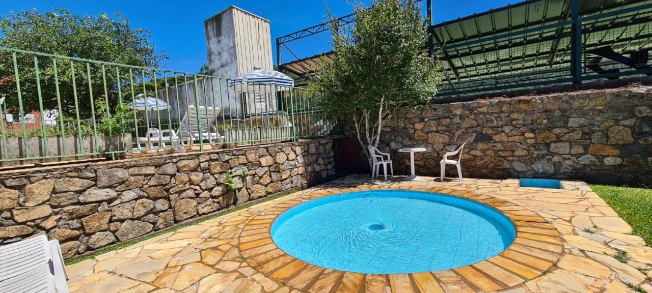 Hotel Pousada Icarai Poços de Caldas Esterno foto