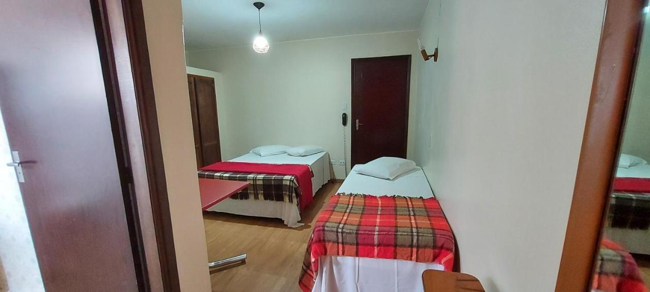 Hotel Pousada Icarai Poços de Caldas Esterno foto