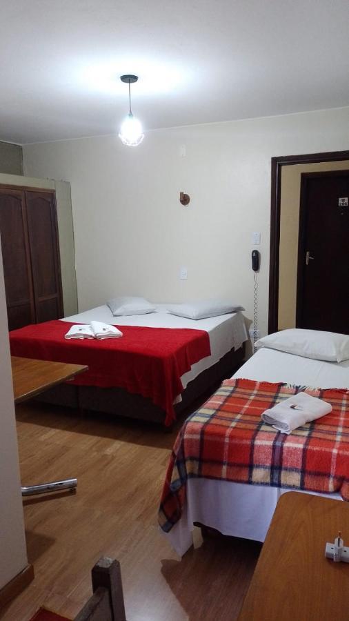 Hotel Pousada Icarai Poços de Caldas Esterno foto